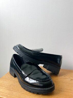 Old Navy Black Loafers